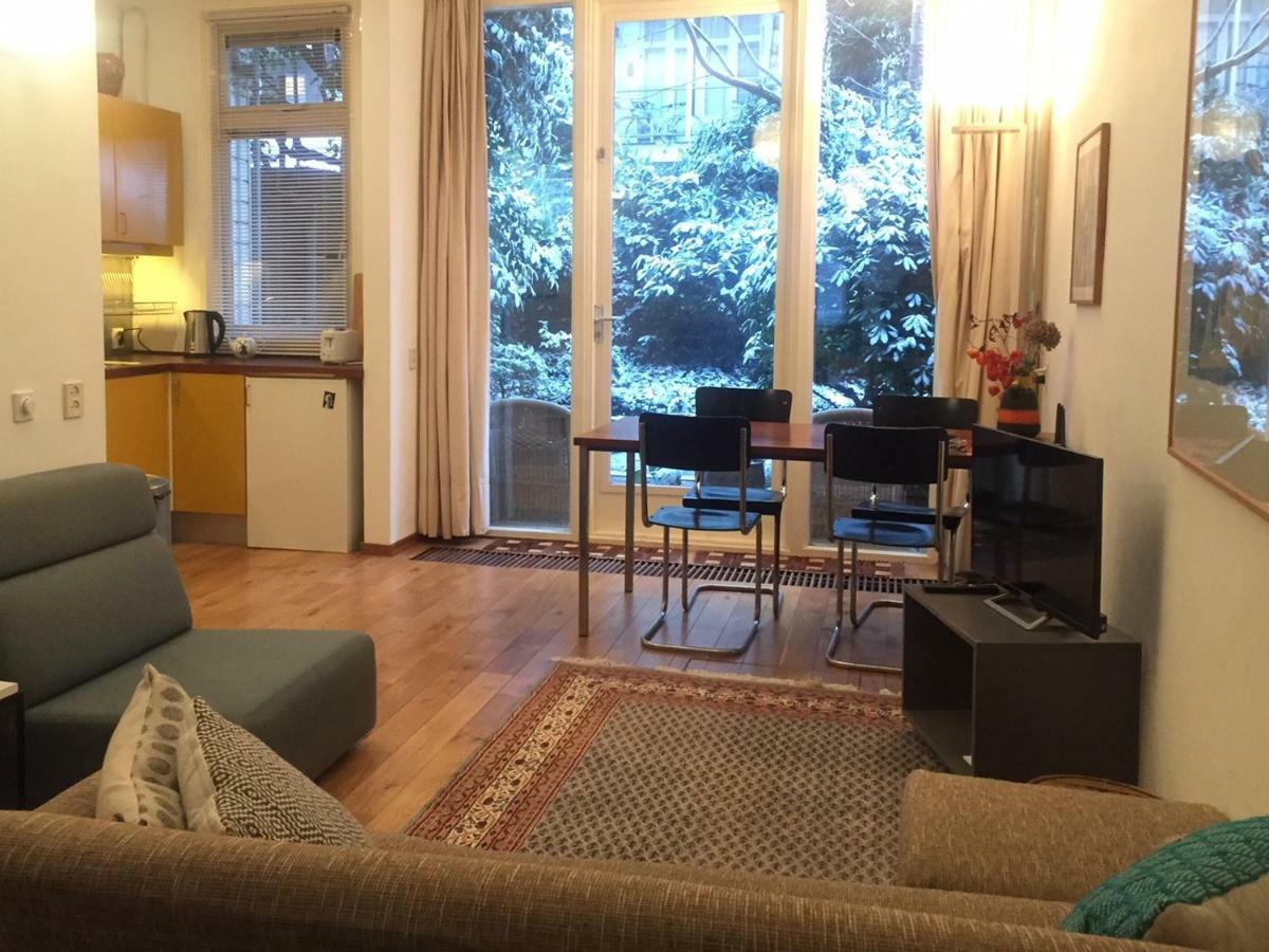Bed & Breakfast Studio Garden View